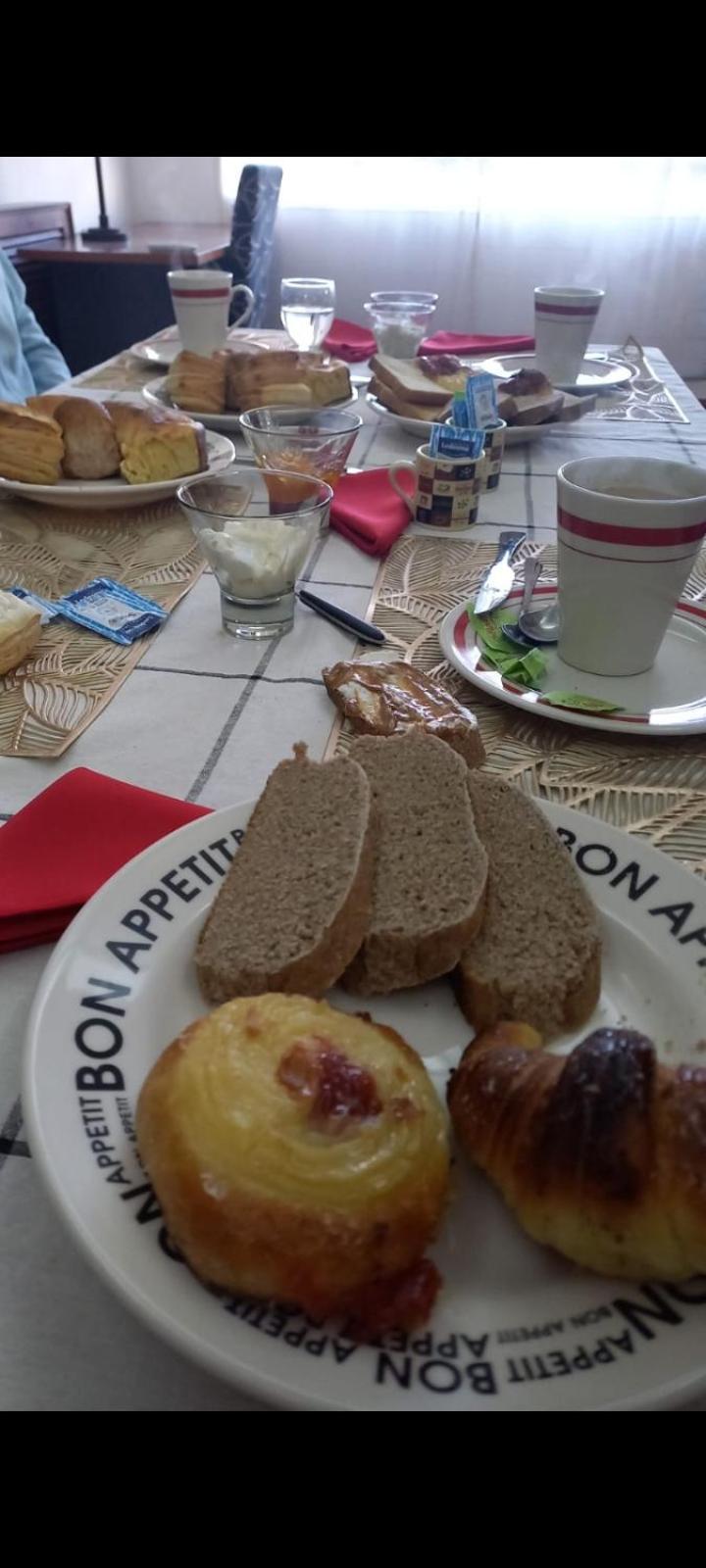 Ezeiza Bed And Breakfast Екстериор снимка